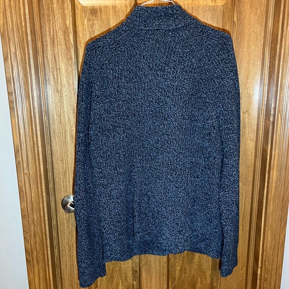 Men’s Banana Republic Cardigan - Picture 2 of 5